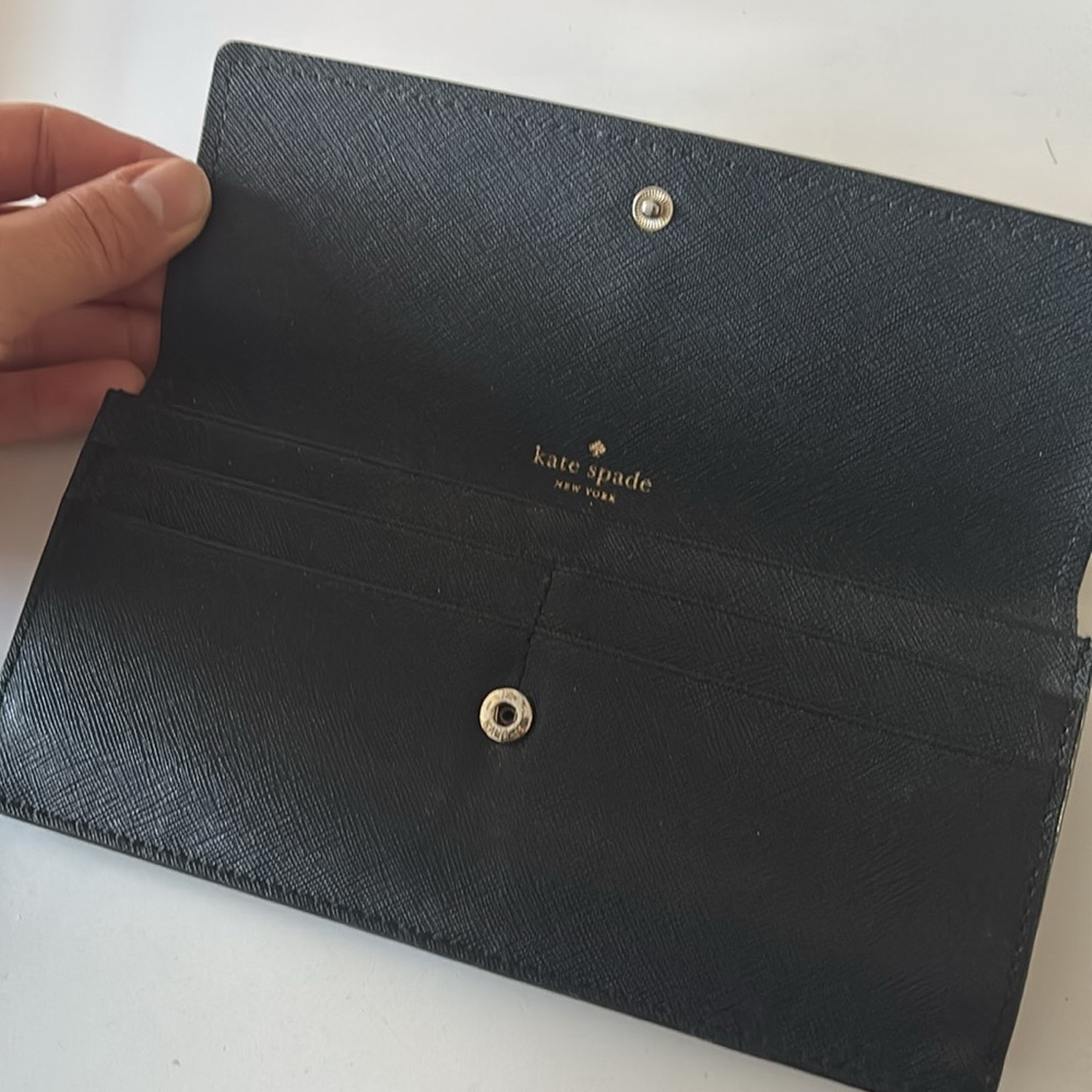 Kate spade saffiano leather wallet - Picture 2 of 4